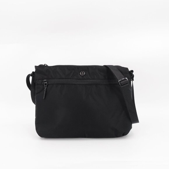 Lululemon New Parent Backpack 17L Black OS - Picture 9 of 16